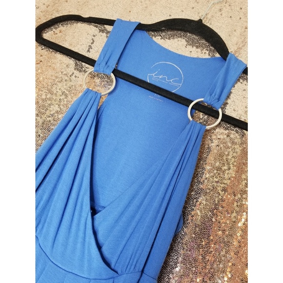 GORGEOUS DRESS! - Picture 2 of 2